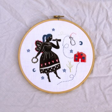 fairy-embroidery-hoop